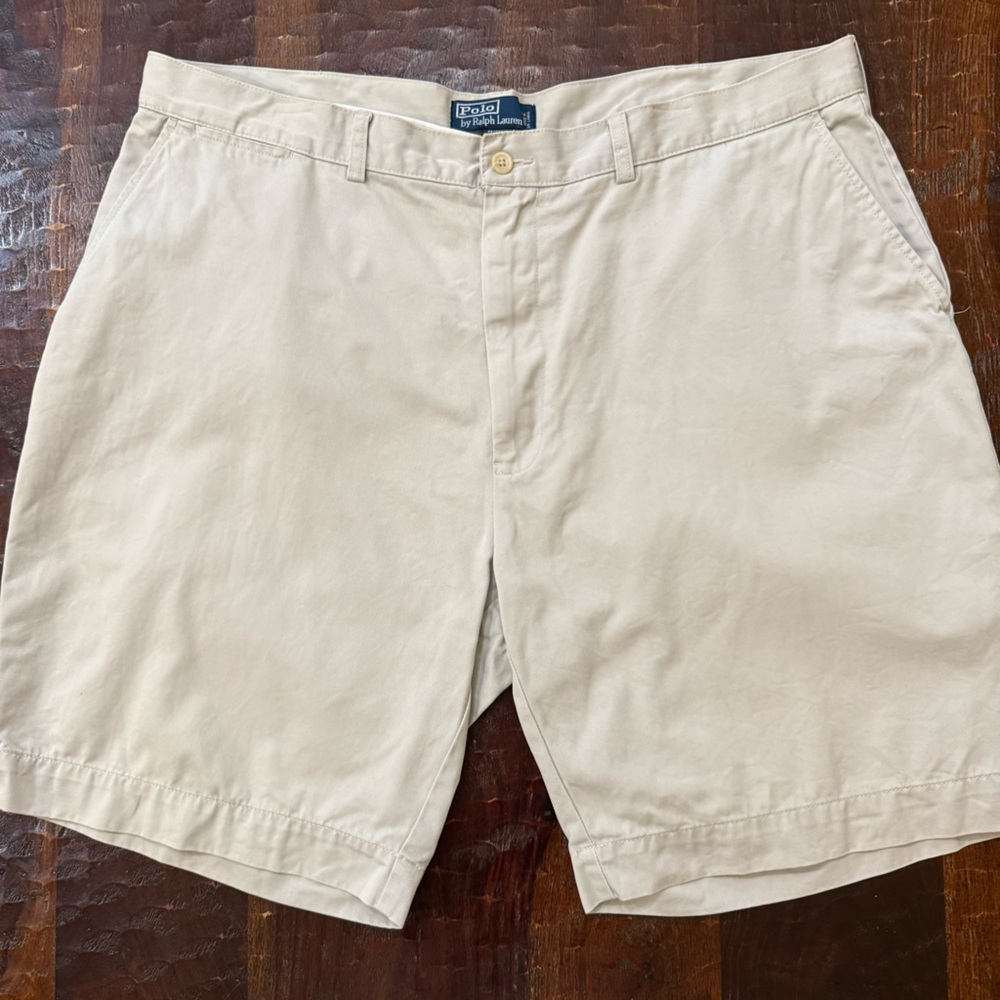 Polo Ralph Lauren Prospect Flat Front Men Shorts in Classic Stone W 42